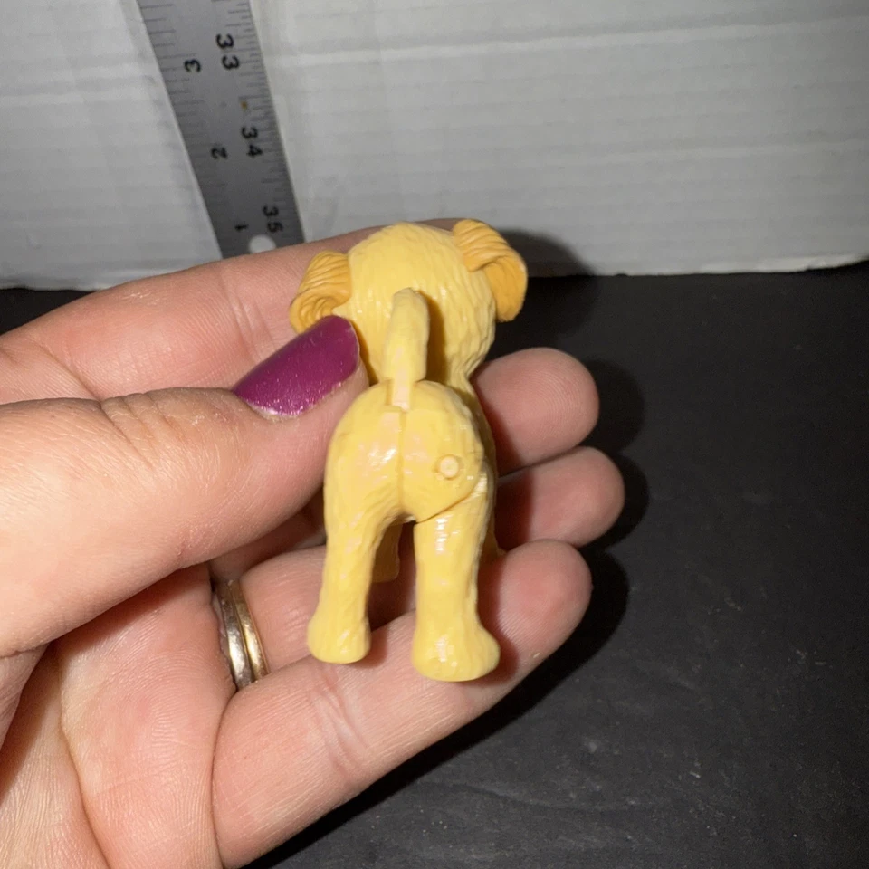 Muñeca Barbie Mattel 2009 entrenamiento para ir al baño cachorros hombre niño perro levanta pierna para orinar  Foto 3 de 4