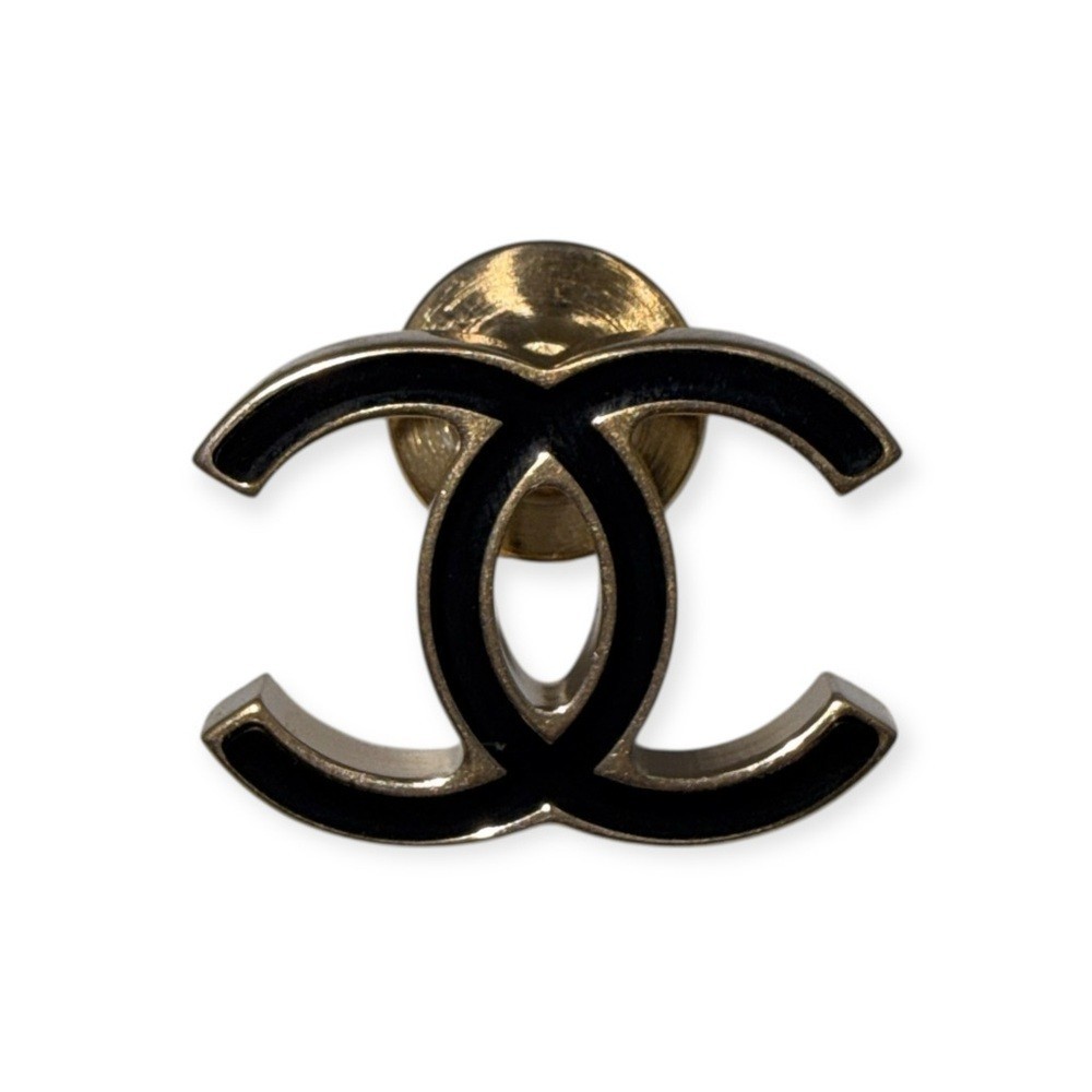 Chanel CC Logo Brooch – Gold Tone & Black Enamel with Box + COA | eBay