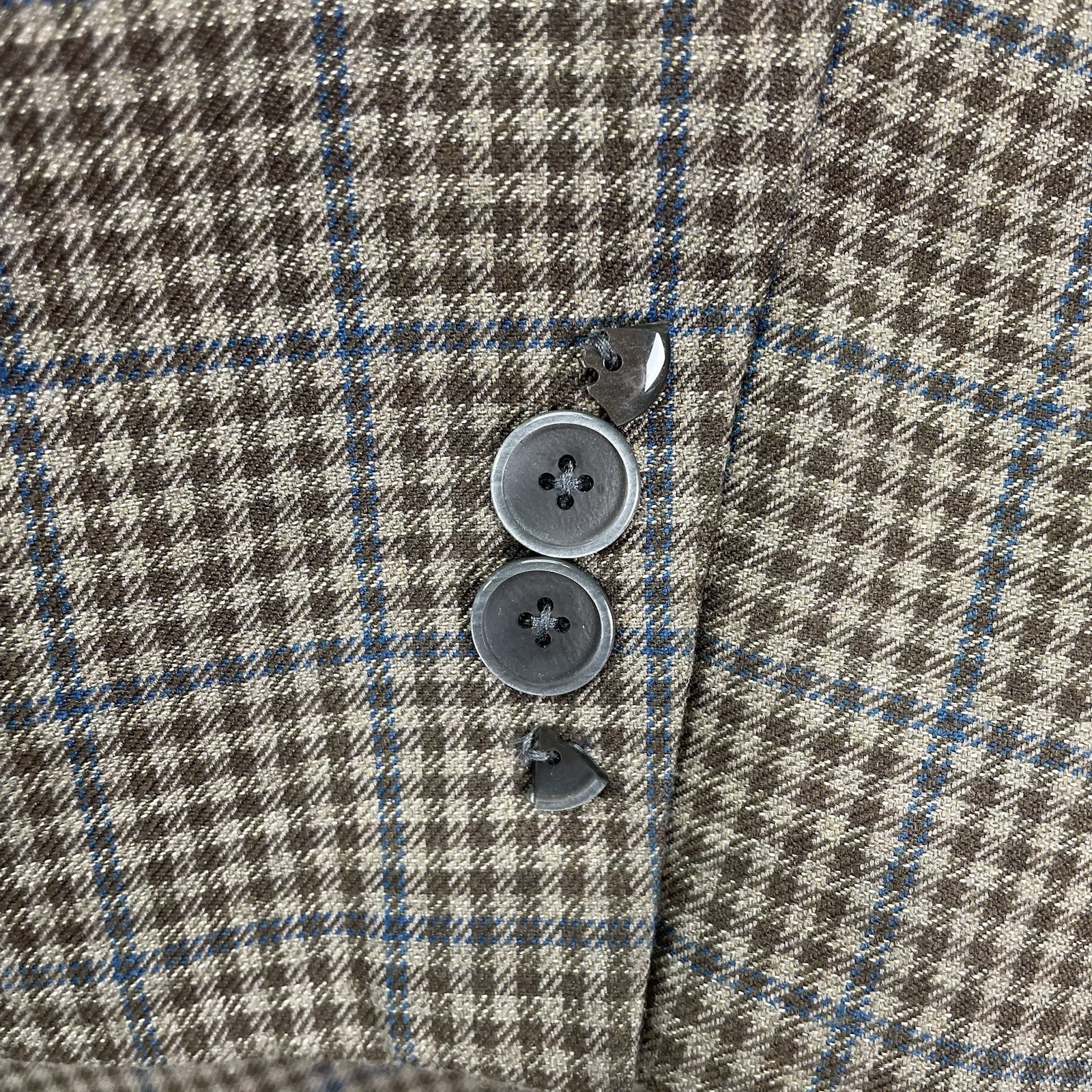 Picture 4 of 17