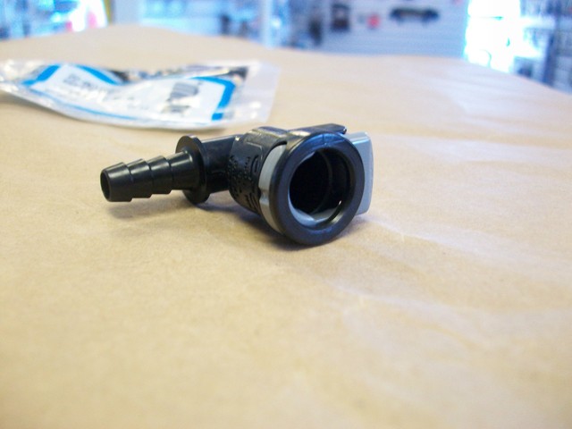Mercruiser Gear Lube Monitor Elbow Quick Connect Fitting 22-861163 for ...