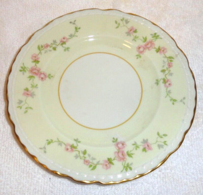 ROYAL JACKSON BREAD PLATE 6 1/4 in dia Discontinued Antionette Pattern Egg Shell