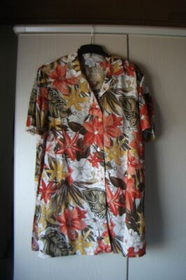 chic exklusive Mode von FABIANI Bluse in Blütenmuster Größe 46 Kurzarm