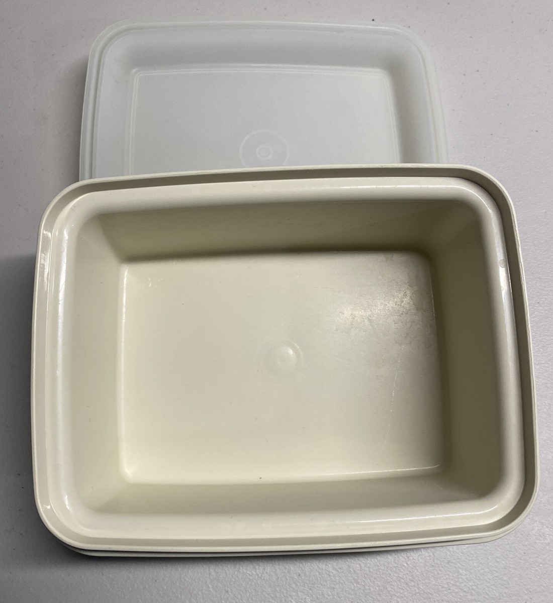 Tupperware Freeze N Save Ice Cream Container 1254-5 White