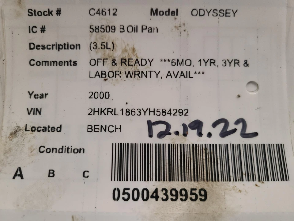 Used Engine Oil Pan fits: 2000 Honda Odyssey Grade A Foto 3 de 4