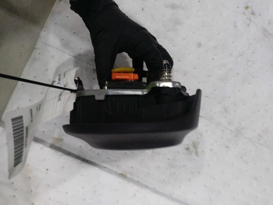 2019 Subaru BR-Z Steering Wheel Air Bag White OEM Used 69K Miles NJ25-21970 Foto 4 de 4