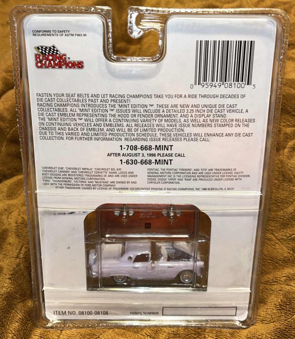 Racing Champions Mint Edition 1956 Ford Thunderbird #11