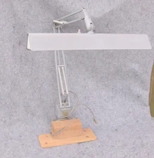 VINTAGE LUXO INDUSTRIAL TWIN FLOURESCENT ARTICTULATING DRAFTING LAMP - WORKING