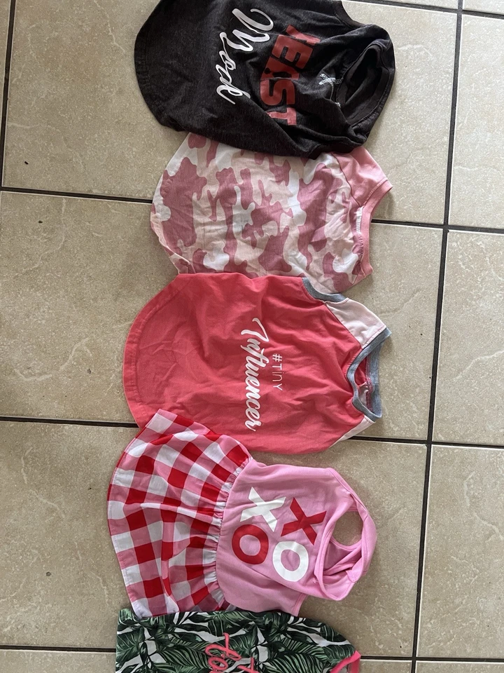 Lote de 30+ trajes GRANDES Top Paw Foto 4 de 4