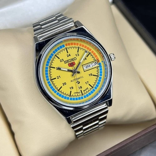 Refurbished Vintage Seiko 5 6309A Automatic: 17 Jewels Day Date Men's Watch
