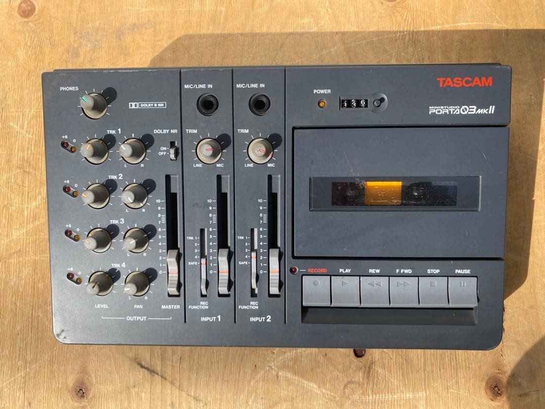 TASCAM PORTA 03 MK2 4トラックカセットレコーダー中古品 TASCAM PORTA 03 MK2 MKII 4 Track Cassette Recorder Analog
