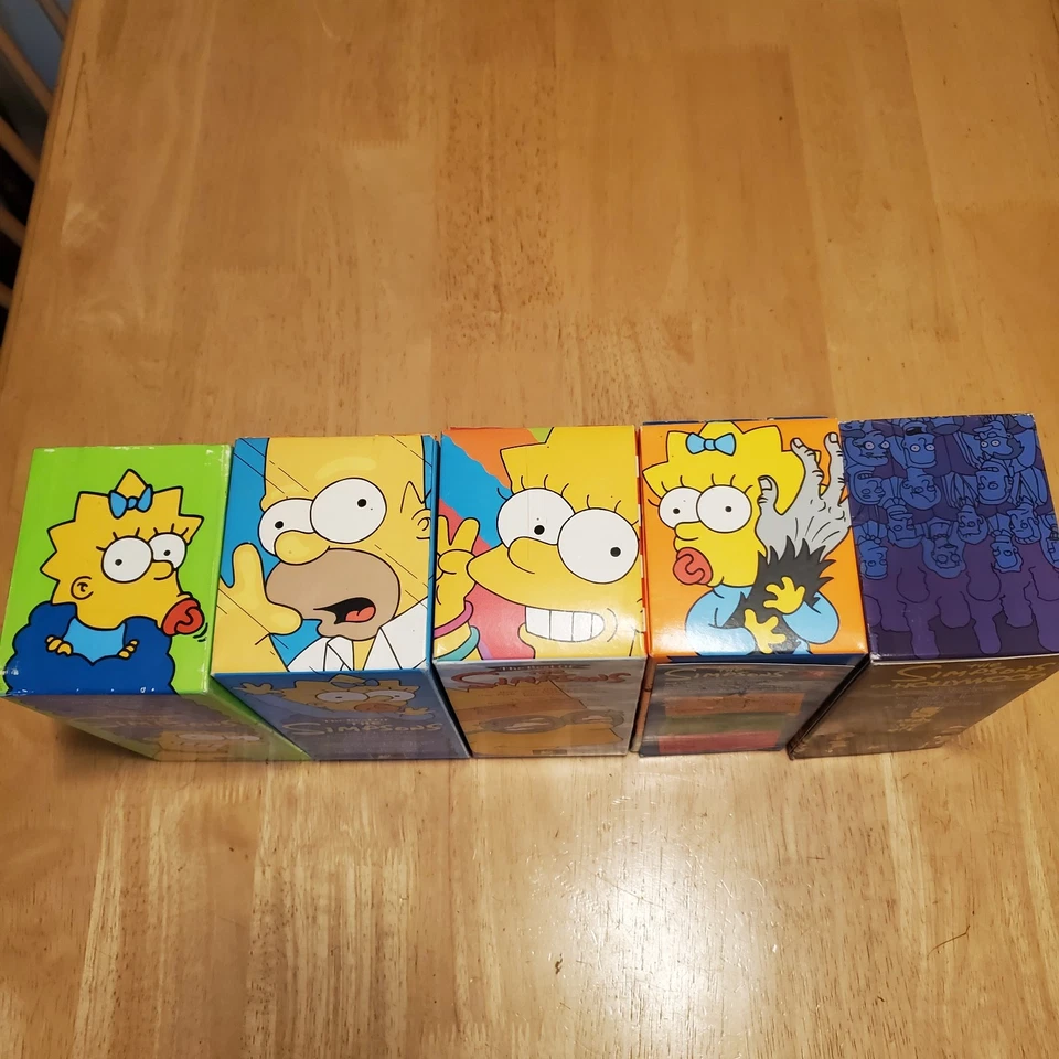 The Best Of The Simpsons VHS Box Sets Volumes 1-12 & The Simpsons Go Hollywood  - Image 4 of 4