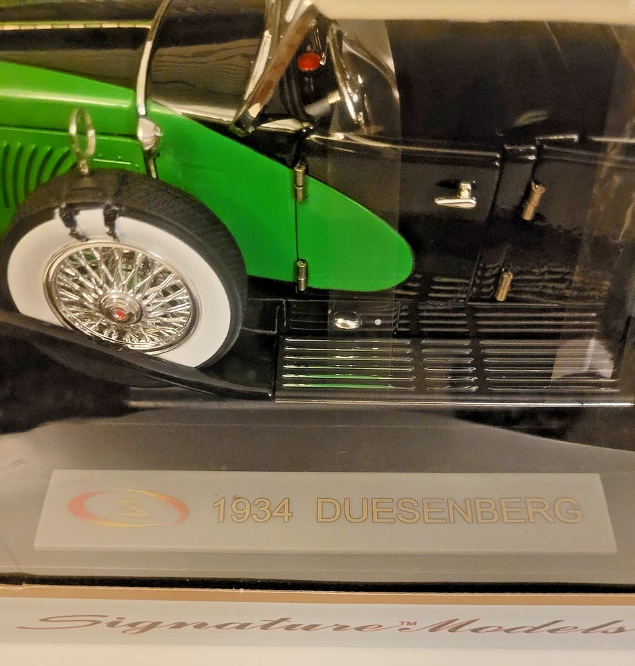 Signature Models 1934 Duesenberg Model J Black Green Diecast 1/18 New In Box - Image 2 of 4