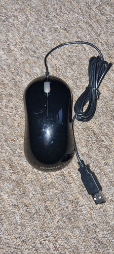 GIGABYTE M5050 Optical Gaming Mouse - Picture 1 of 2