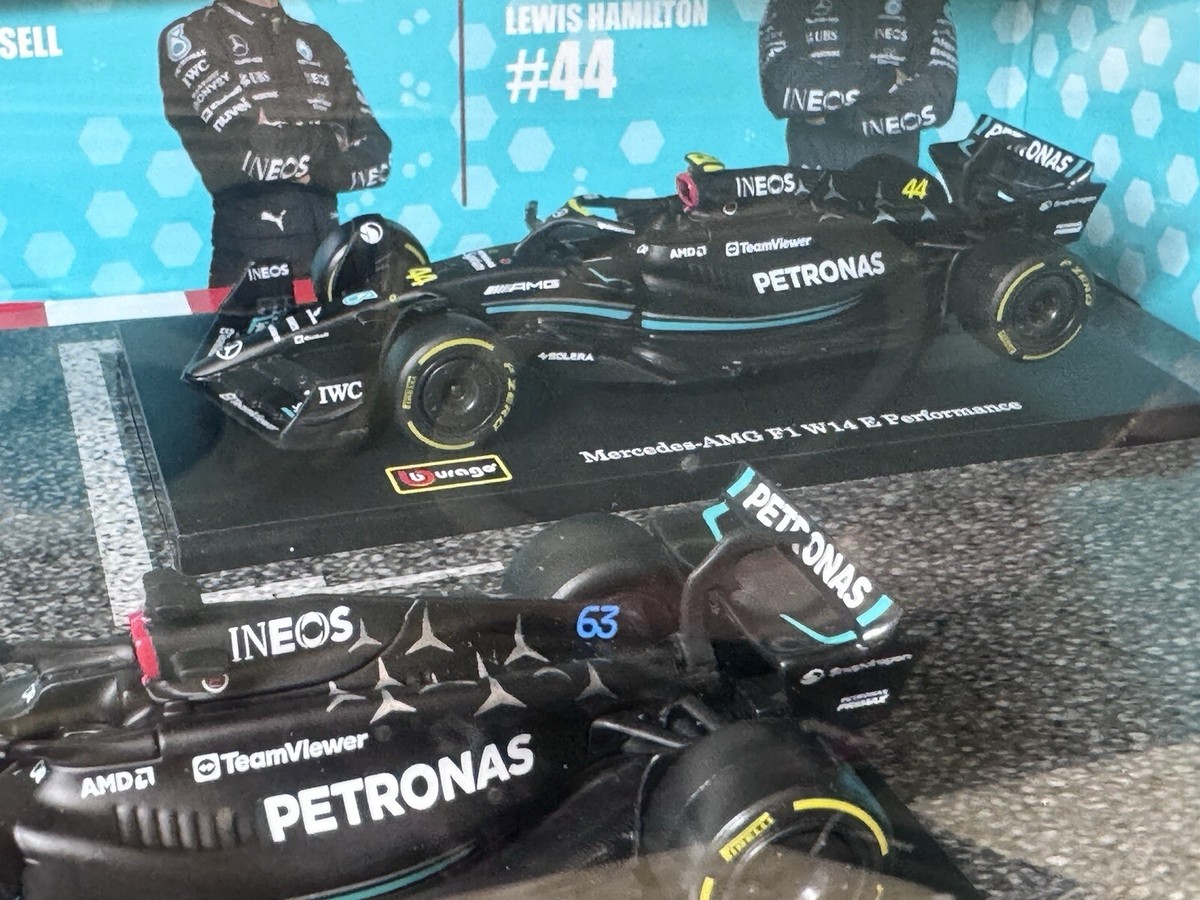 Bburago 1:43 F1 6個セット レースカー　メルセデス Bburago Mercedes Formula Racing 1/43 Diecast Model 6 Pack