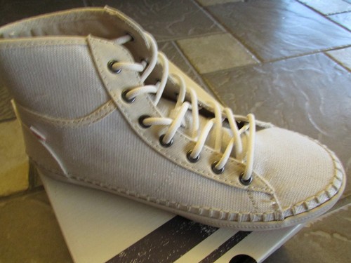 roxy sneaker boot