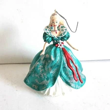 1995 Holiday Barbie Hallmark Keepsake Ornament 1995 Series 3rd 3.75" FREE SH