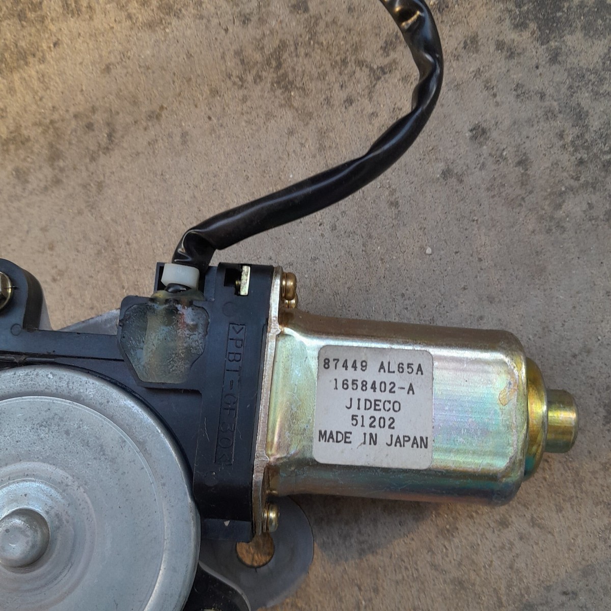 05-06 Infiniti G35 FRONT LEFT Driver Seat Adjust Motor OEM 87449