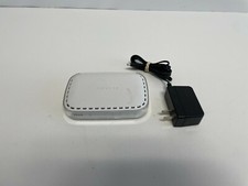 LL4: NetGear FS605 V3 5-Port 10/100 Fast Ethernet Desktop Switch