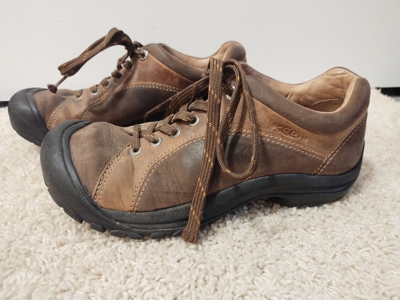 Mocassini Oxford Keen Presidio da donna taglia 8 in pelle nabuk stringati usati in ottime condizioni