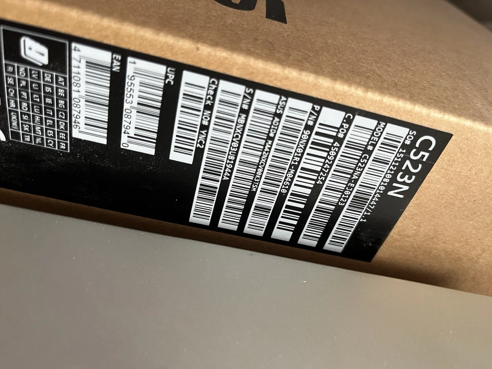 Asus chrome Laptop Model C523N Silber + Laptop Tasche  - Bild 3 von 4