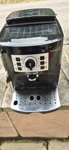De'Longhi Magnifica S ECAM20.116.B Kaffeevollautomat - Schwarz