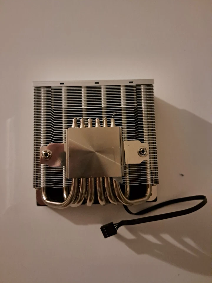 Intel Core i7-10700K Processore (5,1 GHz, 8 Cuori, Socket LGA1200, Box) - Immagine 3 di 3