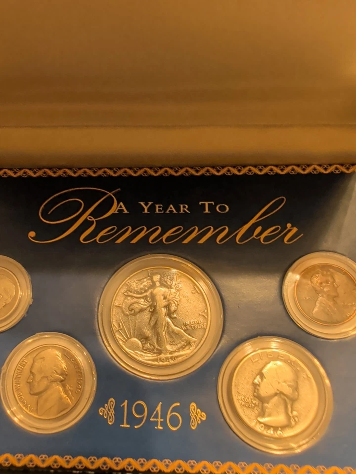 A Year To Remember 1946 Coin Set  - Image 4 of 4