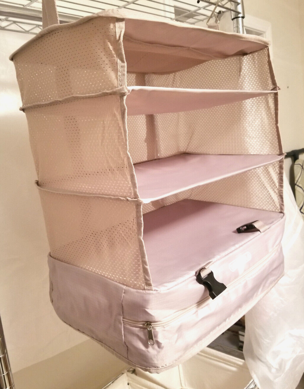 Tabitora Portable Hanging Travel Shelf Bag, 18" x 12"