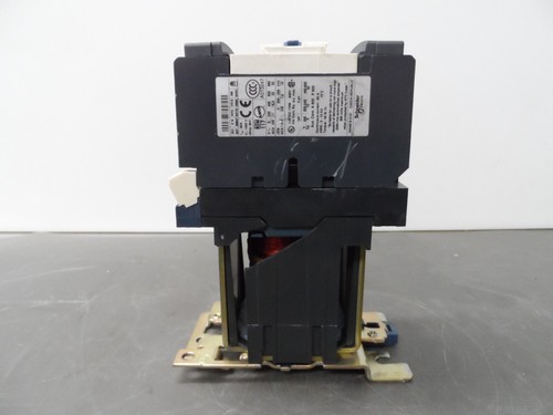 CONTACTOR TELEMECANIQUE LC1 D40 (LP1 D4011) (60 AMPERIOS) (3 POLOS) (BOBINA 24V) (24974) - Imagen 3 de 10