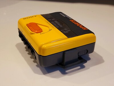 【整備済】SONY SPORTS WALKMAN WM-FS393 【美品】 Sony yellow Sports Walkman WM-FS393 Radio Cassette player Working