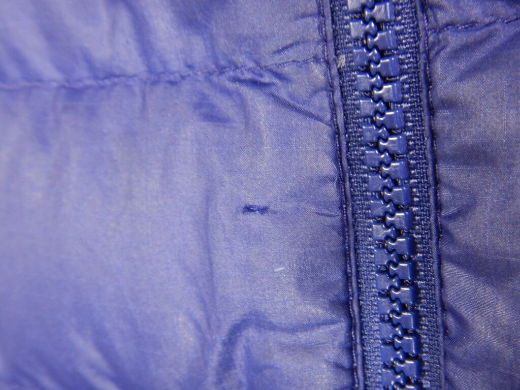 Patagonia Women's DOWN SWEATER JACKET Navy Blue DISTRESSED Size LARGE