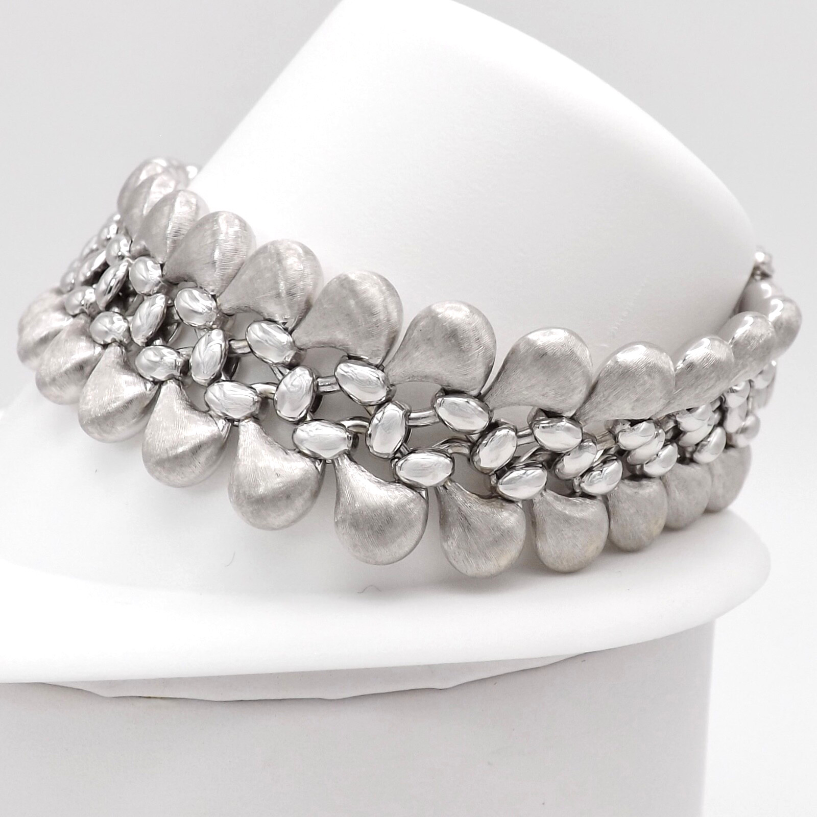 Solid 18k White Gold Flexible Link Wide Bracelet … - image 5