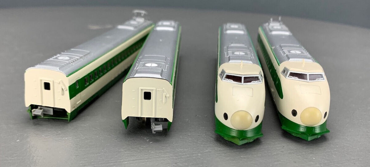 N Scale Kato 200 Japanese Shinkansen Bullet Train 4 Car Set
