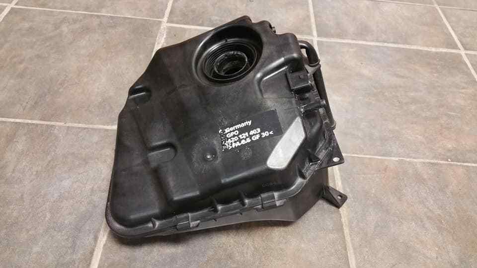EXPANSION OVERFLOW TANK AUDI R8 420-121-403
