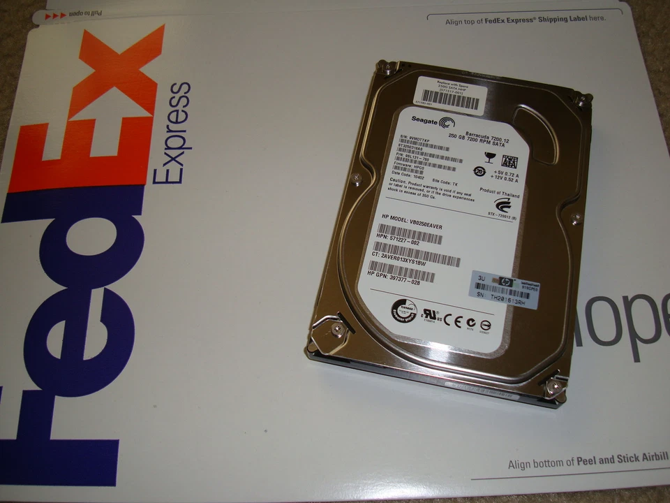 571232- B21 HP 250GB 3G 7200 RPM SATA 3.5" MDL NON HOT PLUG HARD DRIVE - Image 2 of 3