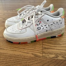 Size 5 GS - Nike Air Force 1 LV8 Low Drawing
