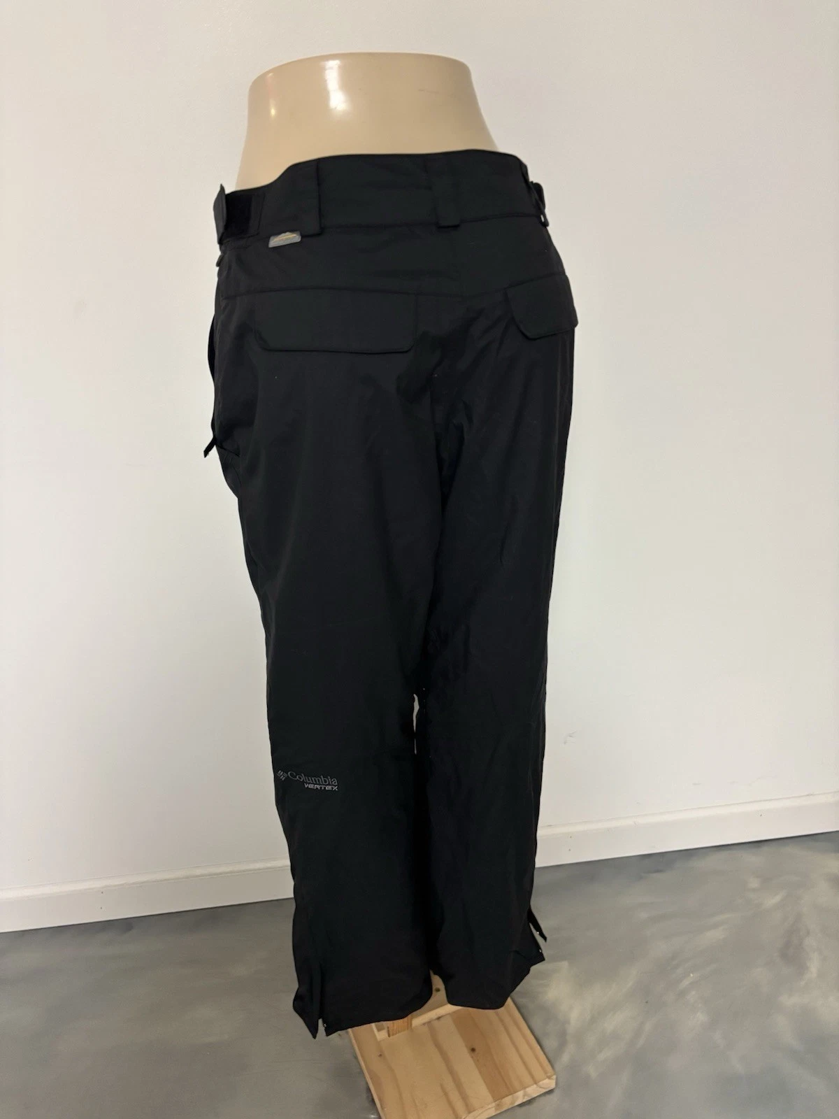 columbia vertex Omni Shield Waterproof Women’s Snow Pants L New Without Tags