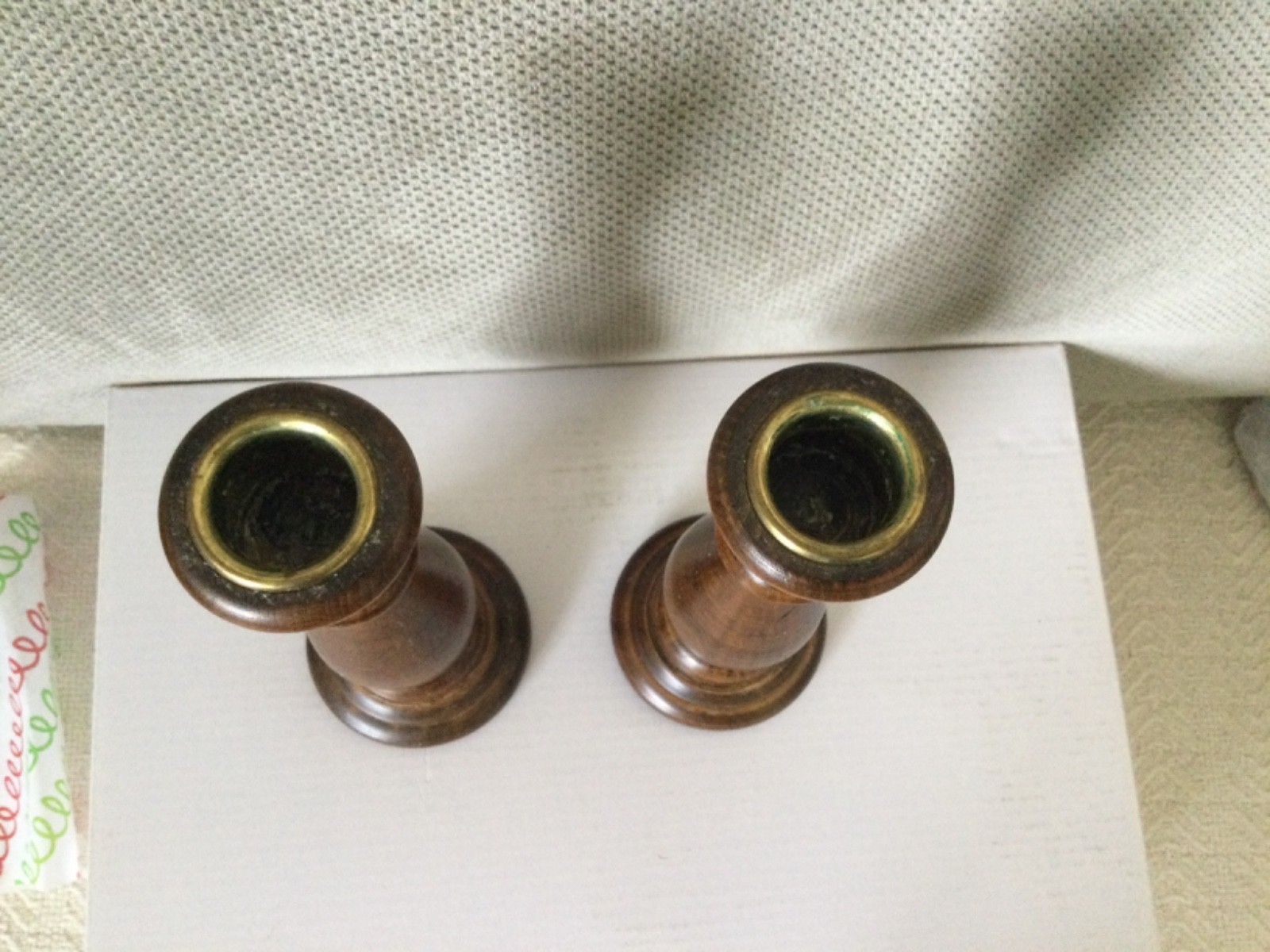 Vintage Set Of 2 Wood Turned 6.5 In Candlestick Holders With Brass Inserts