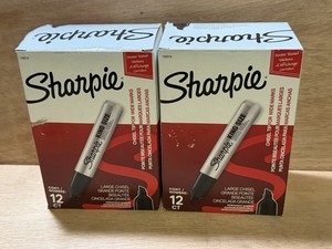 New Sharpie 15001- 2 Boxes of 12 Sharpie King Size Chisel Tip Permanent Markers