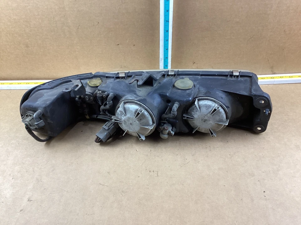 1992-1995 Mazda 929 Front Left Driver Side Headlight Assembly - Image 4 of 4