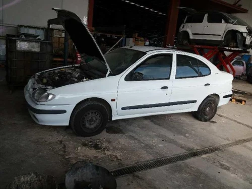 H106052 Collettore Scarico per RENAULT MEGANE I CLASSIC (LA0) 1.9 D Euro 2433448 - Imagen 7 de 10