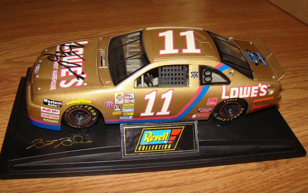 Nascar 1996 Brett Bodine #11 Lowes Ford Thunderbird 50th Gold