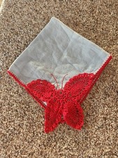 VINTAGE COTTON CROCHET BUTTERFLY HANDKERCHIEF HANKIE 11 X 11 1930- 1940S