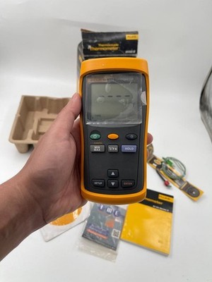 Fluke 51 II Digital Thermocouple Thermometer
