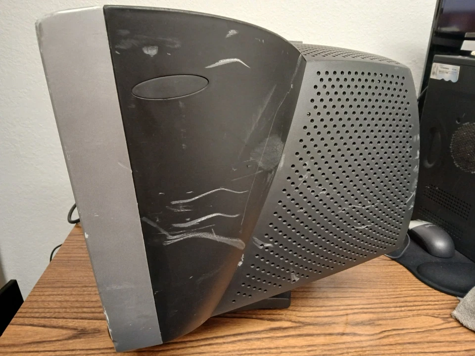 Gateway VX730 17" CRT Monitor Black w/ Swivel Stand VGA Tested!✅ - Image 4 of 4