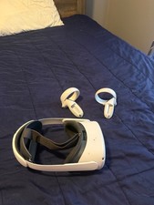 Meta Oculus Quest 2 128GB Virtual Reality Hea...