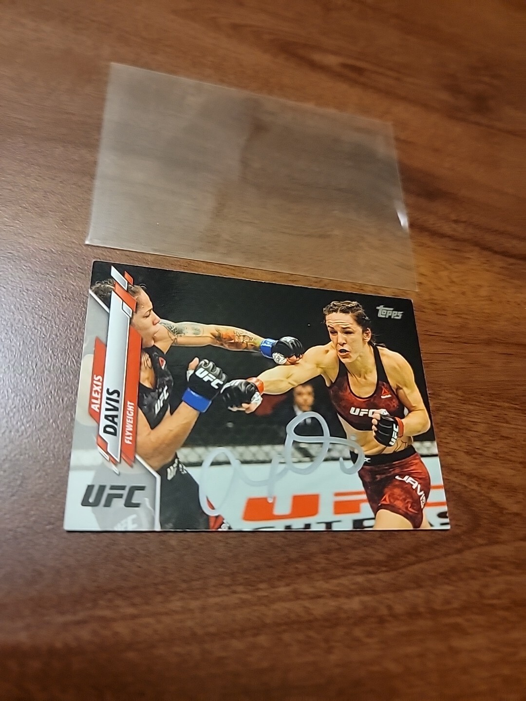 2020 TOPPS UFC ALEXIS DAVIS On Card Autographed Sleeved Centered Mint ...