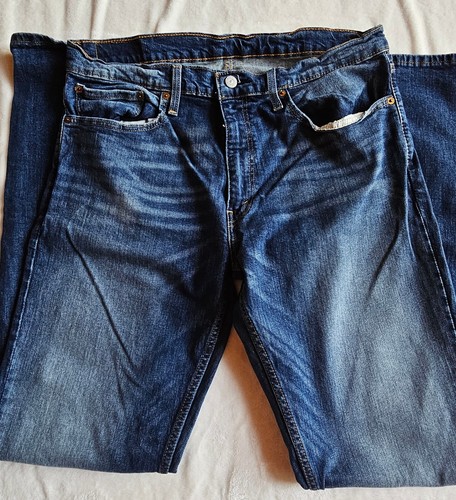 Levis Mens 36x36 Jeans 559 Blue Jeans EUC Relaxed Straight Fit Discontinued EUC - Picture 7 of 17