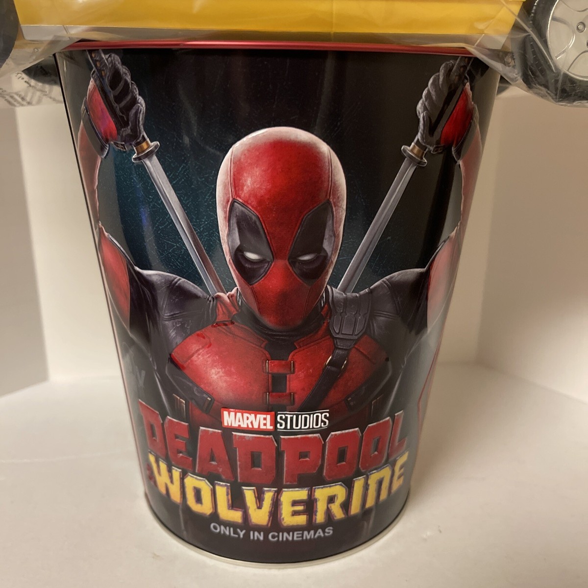 DeadPoolポップコーンバケット デッドプール＆ウルヴァリン』のポップコーンバケツ、なんか思っ