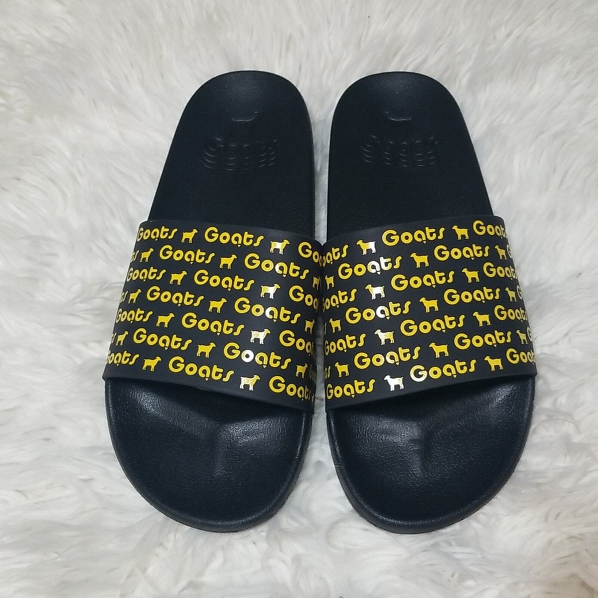 NWOT Goats Yellow and Black Pool Slide Sandals Women display picture 2